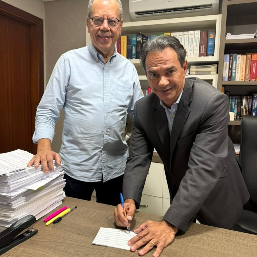 Presidente do PDT ameaça tirar mandato de Marquinhos; vereador rebate: “Cadê esse cara?”