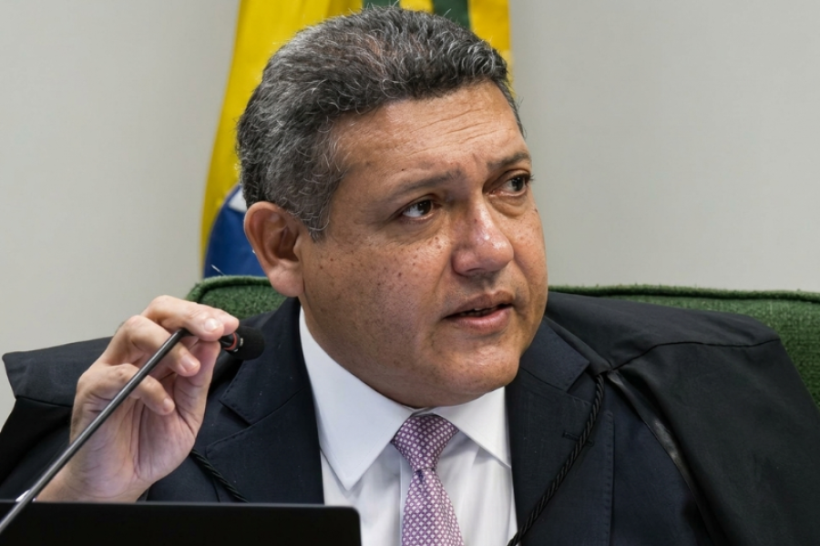 DOIS PESOS E DUAS MEDIDAS: KASSIO NUNES ARQUIVA GRAVES OFENSAS DE LULA E GLEISI CONTRA JAIR BOLSONARO