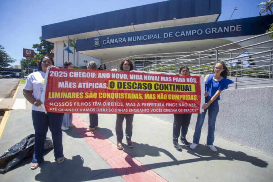 Promessas de Adriane não se cumprem mais uma vez e mães atípicas convocam protesto
