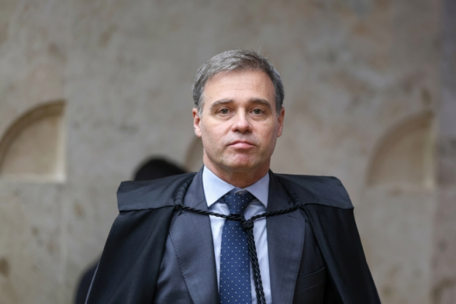 BANDA PODRE DO STF TENTA TIRAR MENDONÇA DO CASO MASTER PARA PROTEGER ESQUEMA