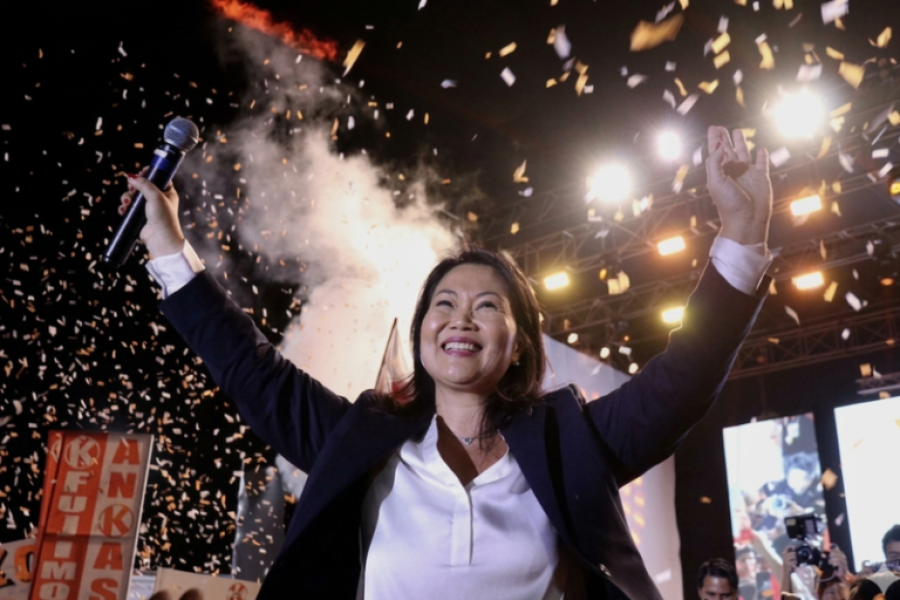 PERU NAS URNAS: KEIKO REASSUME LIDERANÇA NA CONTAGEM DE VOTOS, MAS O FANTASMA DA FRAUDE CONTINUA ASSOMBRANDO