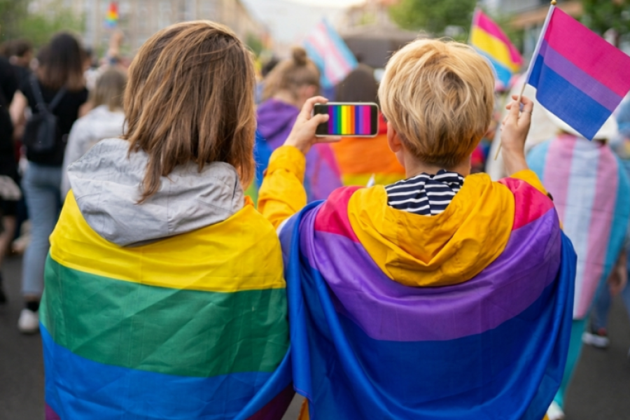 JUDICIÁRIO IMPÕE AGENDA WOKE: TRF-4 AUTORIZA EXPERIMENTO HORMONAL IRREVERSÍVEL EM ADOLESCENTE DE 13 ANOS