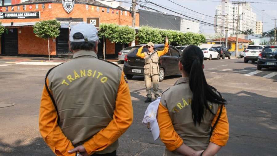 Prefeitura esconde dados, mas TCE descarta investigar jetons a julgadores de multas