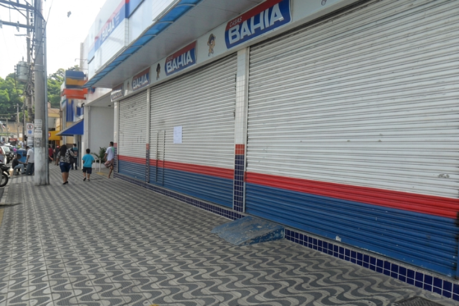 CASAS BAHIA PEDE RECUPERAÇÃO JUDICIAL COM R$ 17,3 BI EM DÍVIDAS E APONTA JUROS ALTOS DO GOVERNO LULA COMO VILÃO
