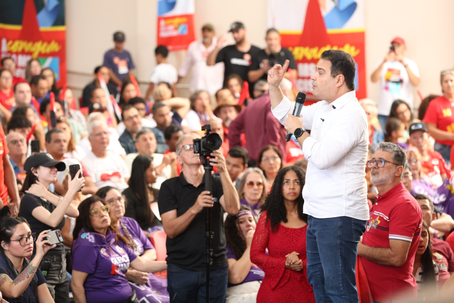 O candidato ao Governo do MS, Fábio Trad cumpre agenda neste feriado de Campo Grande.