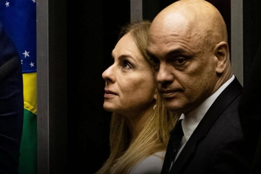 CONTRATO ENTRE ESCRITÓRIO DE VIVIANE E EMPRESA DE VORCARO PREVIA PAGAMENTO DE HONORÁRIOS COM IMÓVEIS E BENS