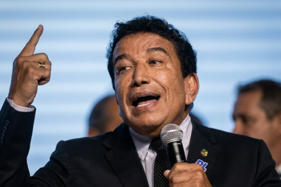 MAGNO MALTA SOBE O TOM E COBRA REAÇÃO: “MORAES NESSE MOMENTO DEVERIA ESTAR PRESO; QUEM VAI PARAR ESSE CARA?”