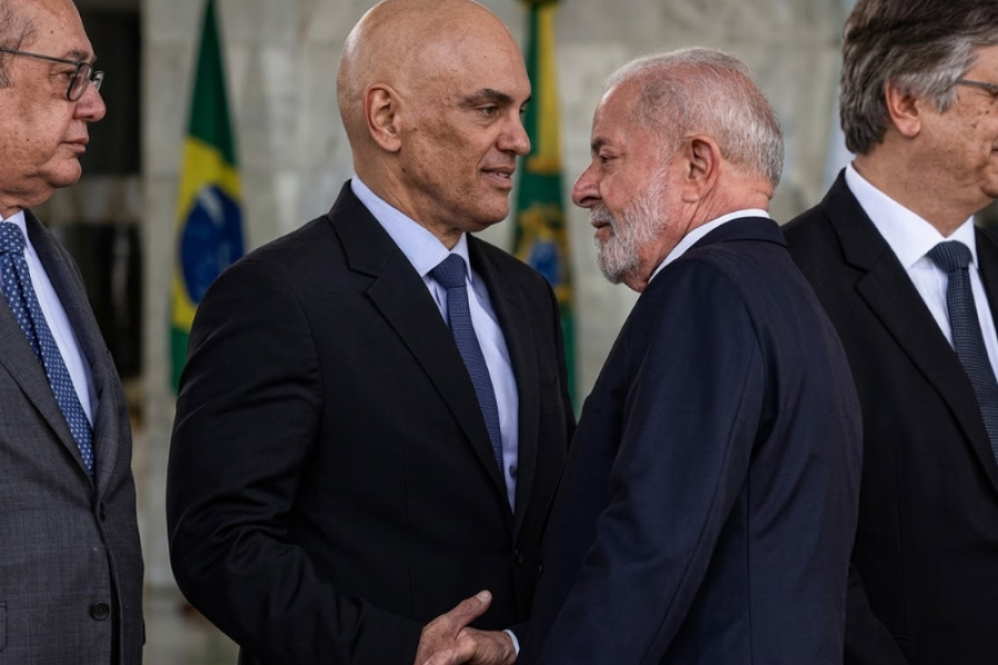 LULA RECEBE UM RECADO DE PARTE STF: “NEM PENSE EM SE AFASTAR DO STF; VOCÊ SÓ GOVERNA PORQUE O STF TE AJUDA”