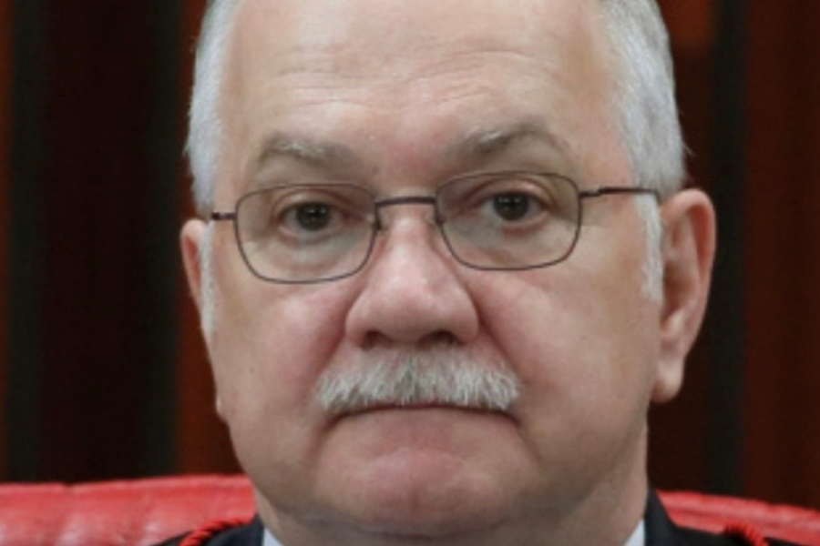 FACHIN DÁ PRAZO DE 5 DIAS PARA MORAES, MENDONÇA, GONET E DIRETOR DA PF EXPLICAREM CASO MASTER