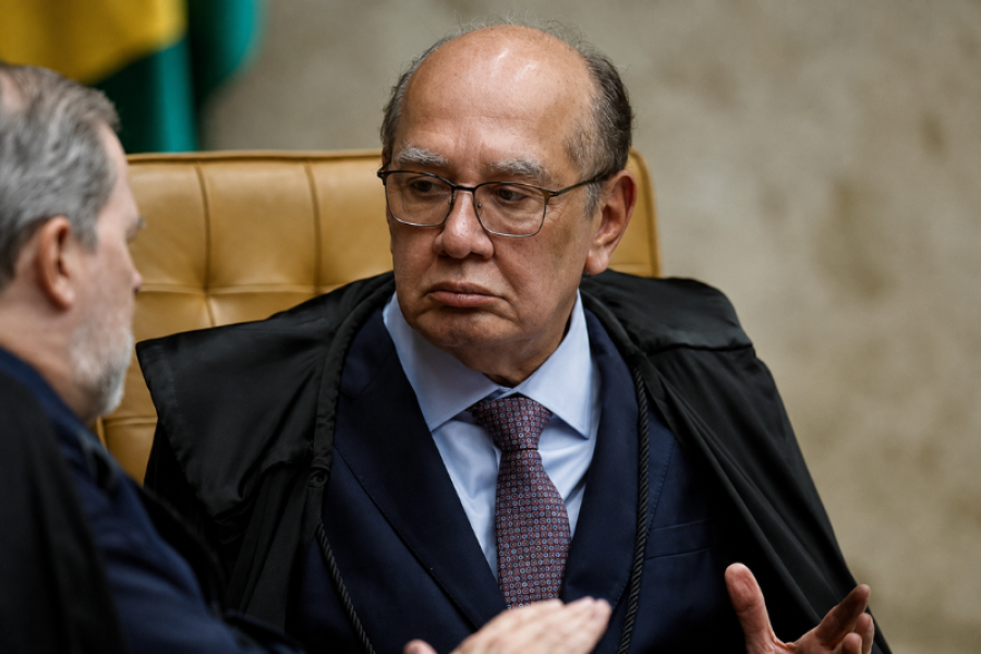 GILMAR MENDES FORMALIZA PROPOSTA PARA PROIBIR DELEGADOS DA PF E MILITARES DENTRO DE GABINETES DO STF