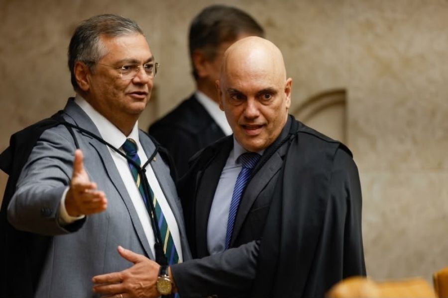 “MANOBRA INCONCEBÍVEL”: DANTAS CRITICA PEDIDO DE VISTA DE DINO E COBRA POSICIONAMENTO DE FACHIN NO STF