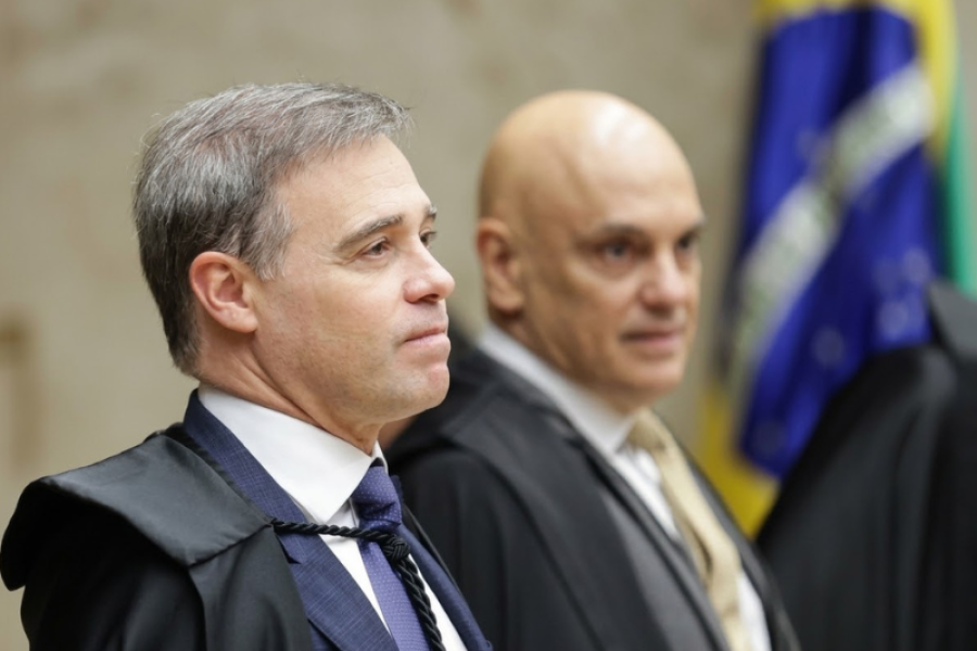 EDUARDO BOLSONARO ALERTA: “VÃO TENTAR PRENDER” MENDONÇA CASO FLÁVIO NÃO VENÇA A ELEIÇÃO