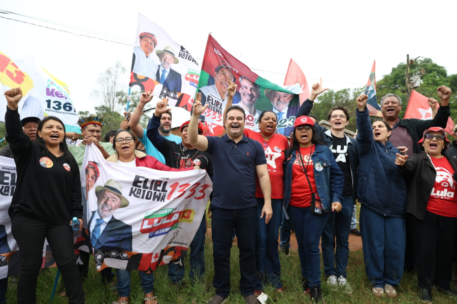 FÁBIO TRAD VISITA ALDEIA TE’YIKUE, EM CAARAPÓ, E ALERTA PARA RISCO DE RETROCESSO NOS DIREITOS SOCIAIS