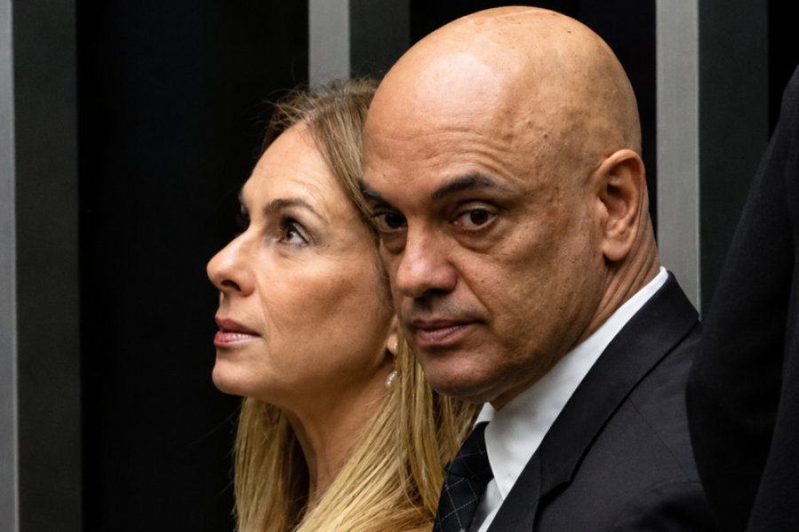 MORAES, O ÚNICO JUIZ DO PLANETA QUE PODE DECIDIR SOBRE A PRÓPRIA ESPOSA SEM NENHUM CONSTRANGIMENTO