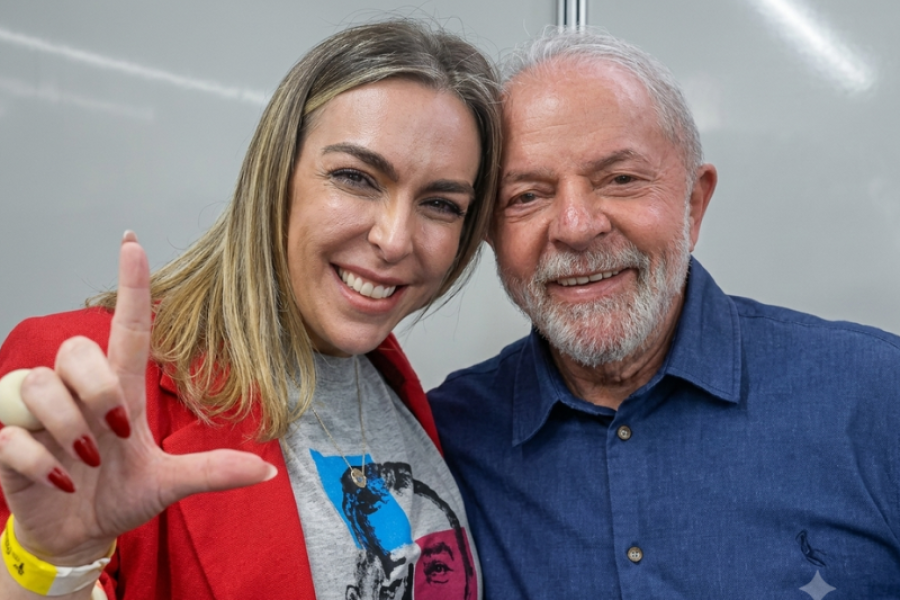 “AH, MEU DEUS, É O AERO LULA?”: RESPONDE A MÃE DE LUCHSINGER APÓS FILHA SE GABAR DE PEGAR VOOS DA FAB