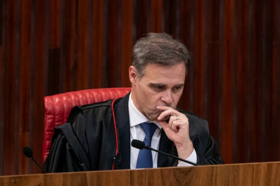 MENDONÇA TIRA TSE DO CAMINHO E DEIXA LULA E FLÁVIO LIVRES PARA ABRIR OS PRÓPRIOS SIGILOS