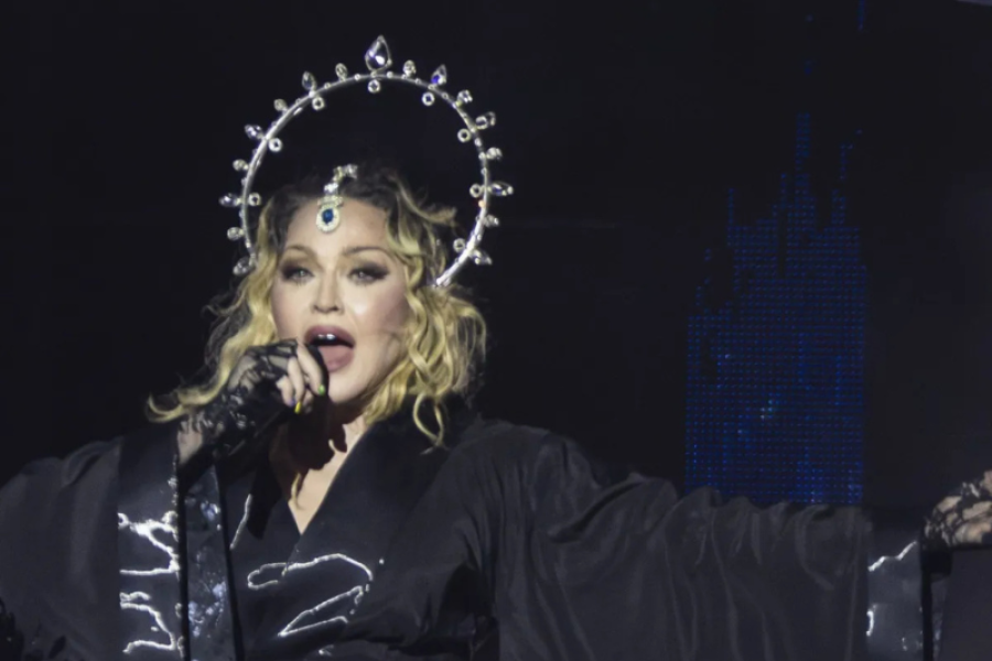 MADONNA DECLARA APOIO A LULA E REDES RESGATAM SHOW POLÊMICO BANCADO COM DINHEIRO PÚBLICO NO RIO