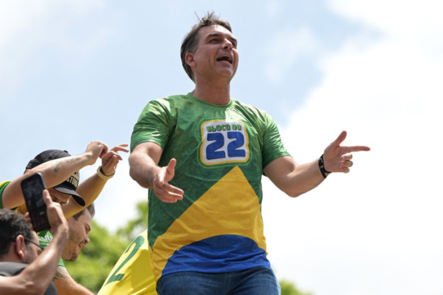 INSTITUTO QUE ACERTOU O PRIMEIRO TURNO APONTA FLÁVIO BOLSONARO COM 52% DOS VOTOS VÁLIDOS CONTRA 48% DE LULA