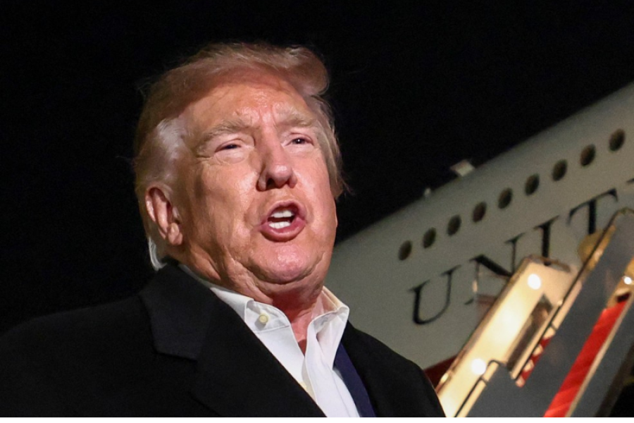 TRUMP DIZ QUE NÃO VAI SE ENVOLVER NO CASO FLÁVIO BOLSONARO, MAS CRITICA TRATAMENTO DADO À DIREITA