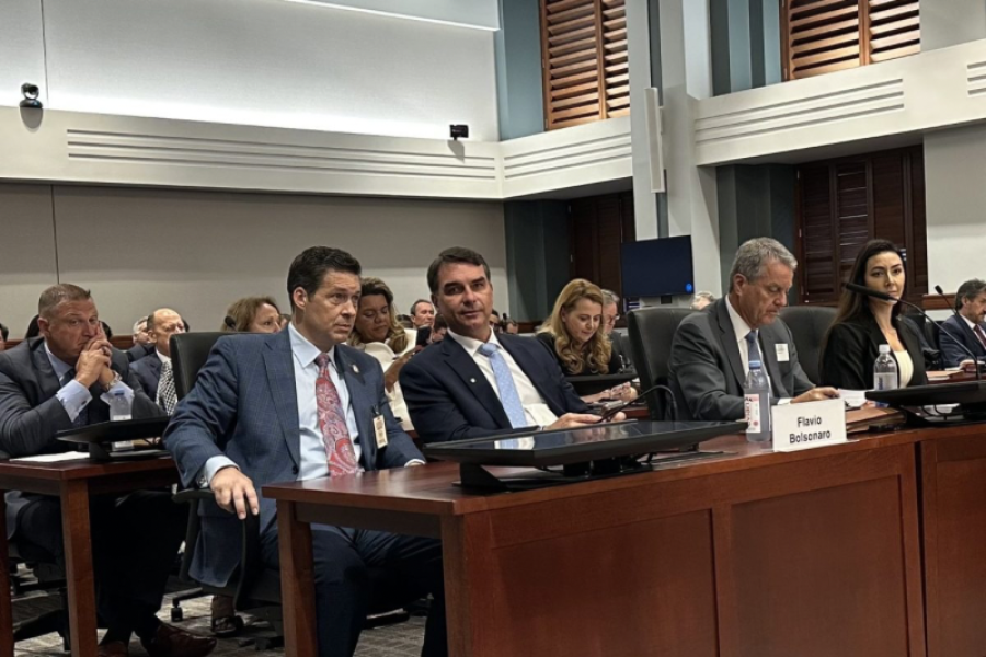 FLÁVIO AFIRMA QUE SEUS QUASE 60 MILHÕES DE VOTOS FORAM REAIS E DIZ QUE NOVAS ELEIÇÕES DEVEM ACONTECER ANTES DE 2030